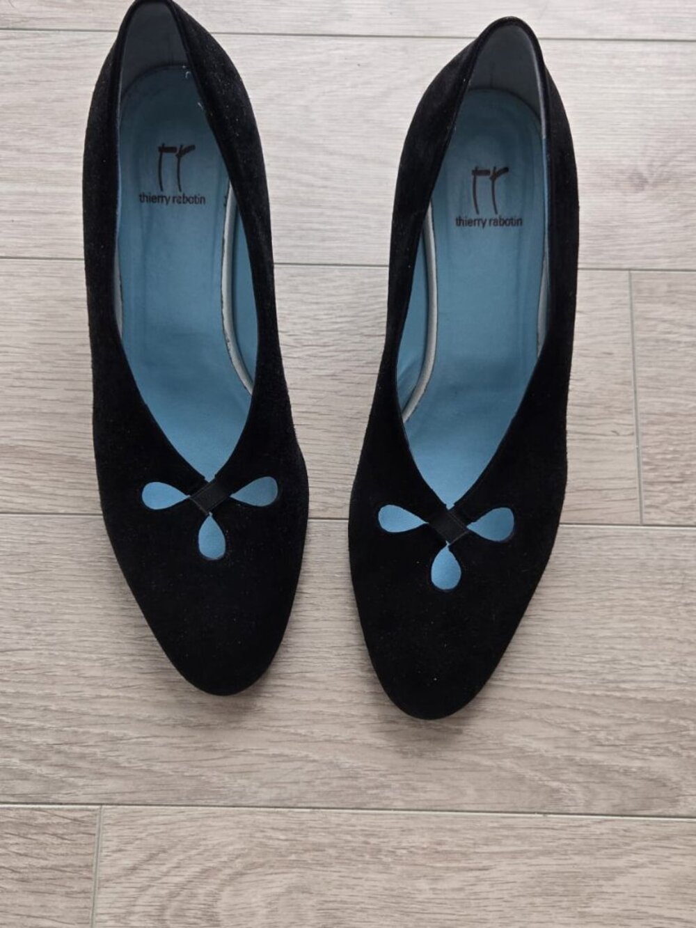 Thierry Rabotin Black Suede Kitten Heel Pumps EU 40 Comfort Designer Shoes